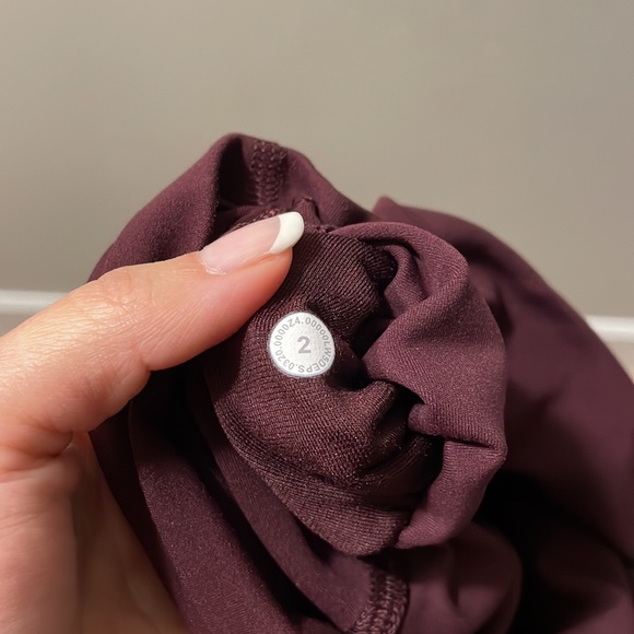 Lululemon Align *Cassis - Picture 5 of 5